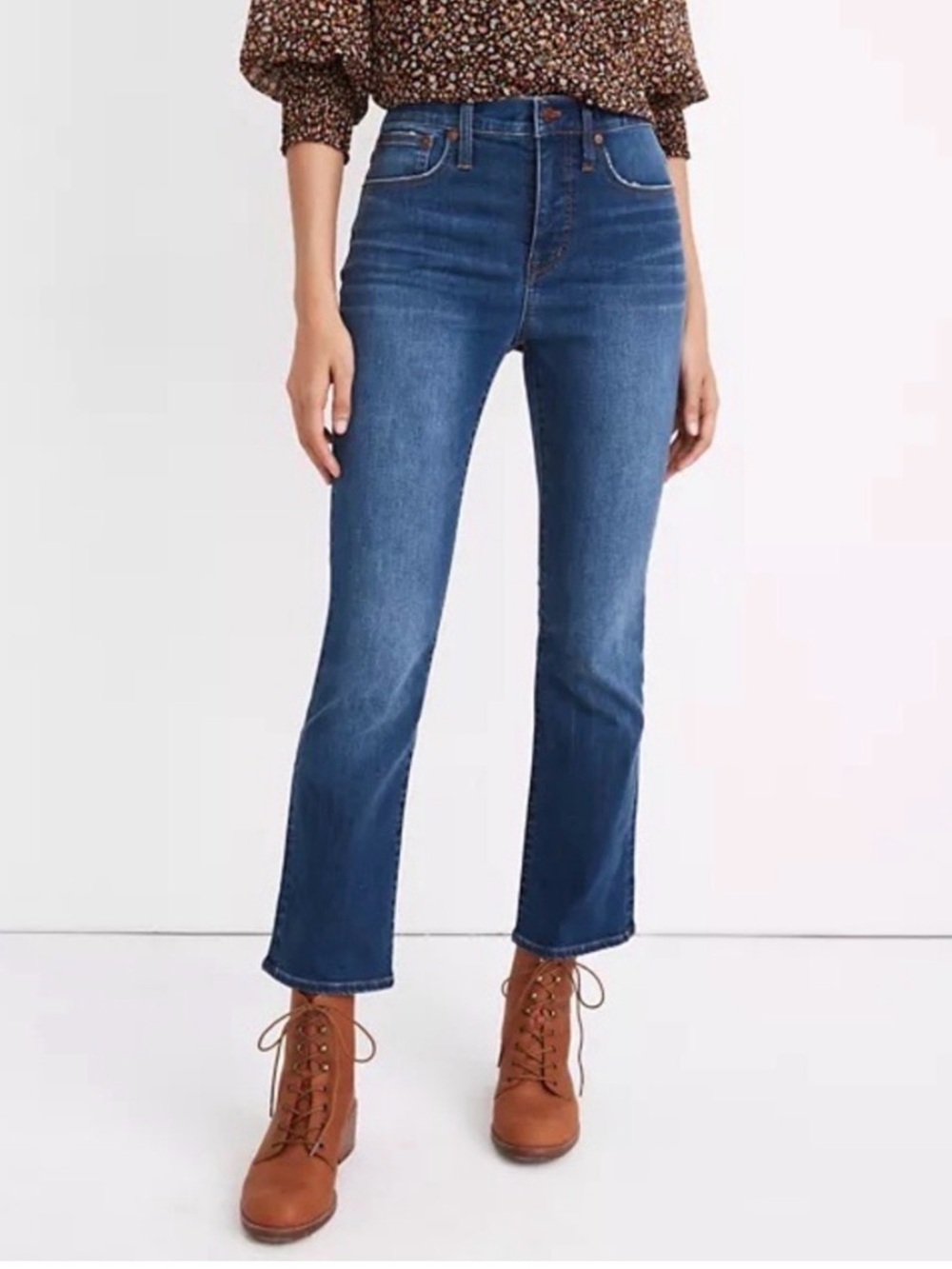 Madewell Cali Demi-Boot Jeans Lockwood Wash Size 30 Medium Wash Flare Minimalist